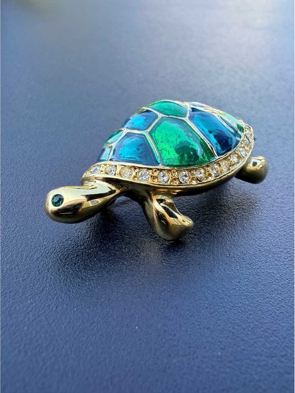 Vintage Sea Turtle Brooch Blue Green Enamel Rhinestone Pin - Picture 2 of 5